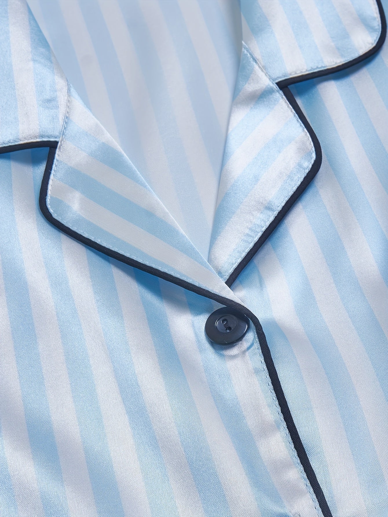 Set pigiama donna manica corta con righe e abbottonatura – Set comodo di biancheria da notte estiva