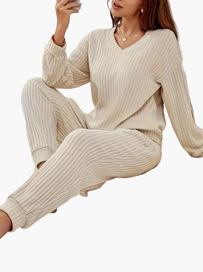 Set Pigiama Donna Lounge Homewear con Design in Maglia – Comodo Outfit Casual per Casa