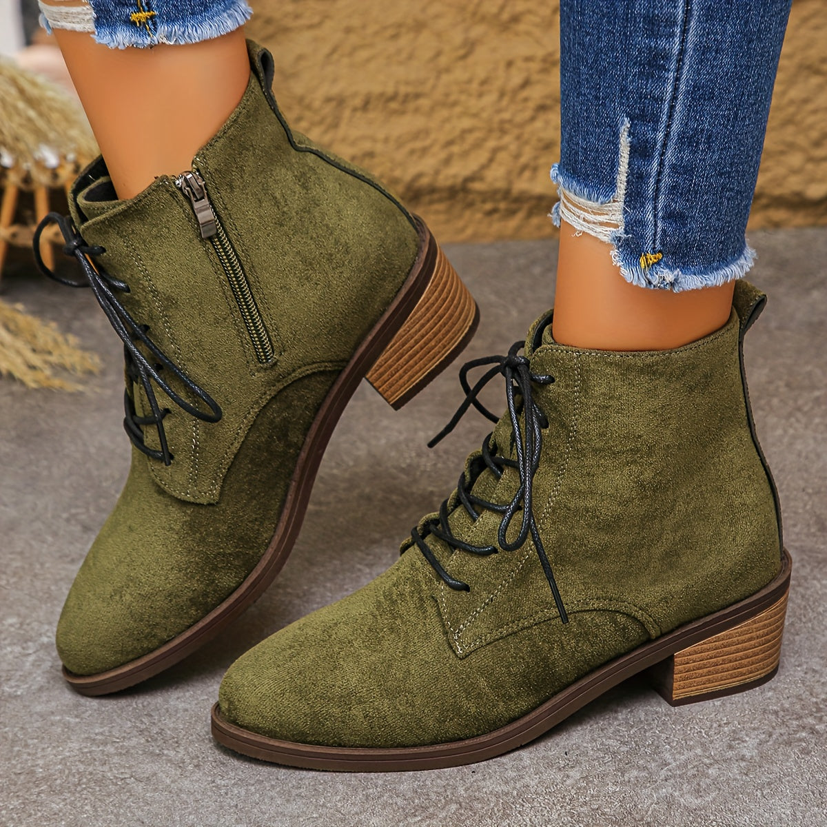Damen Schnürstiefelette mit seitlichem Reißverschluss, Blockabsatz und spitzer Kappe