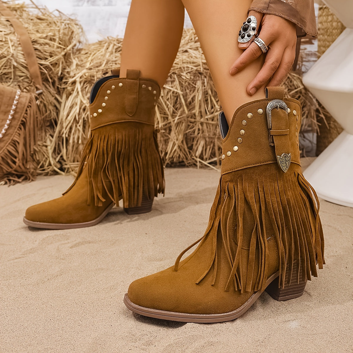 Calla | Westernlaarzen voor dames met wijde schacht, franjes en studs