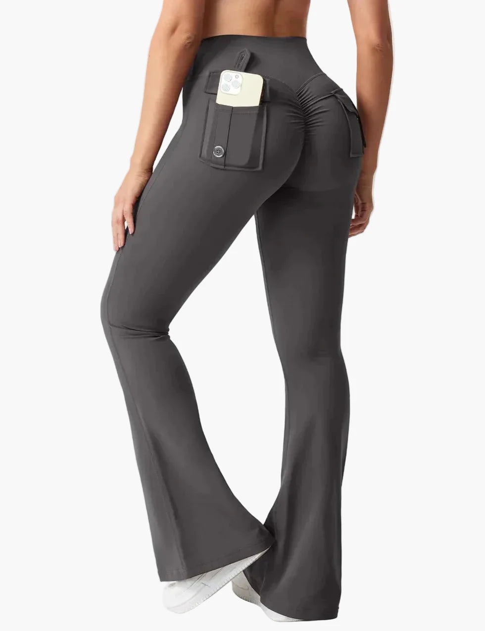 Damen Bootcut Fitness Leggings mit Cargo-Taschen – Trendige Sporthose mit Po-Formung für Training und Alltag