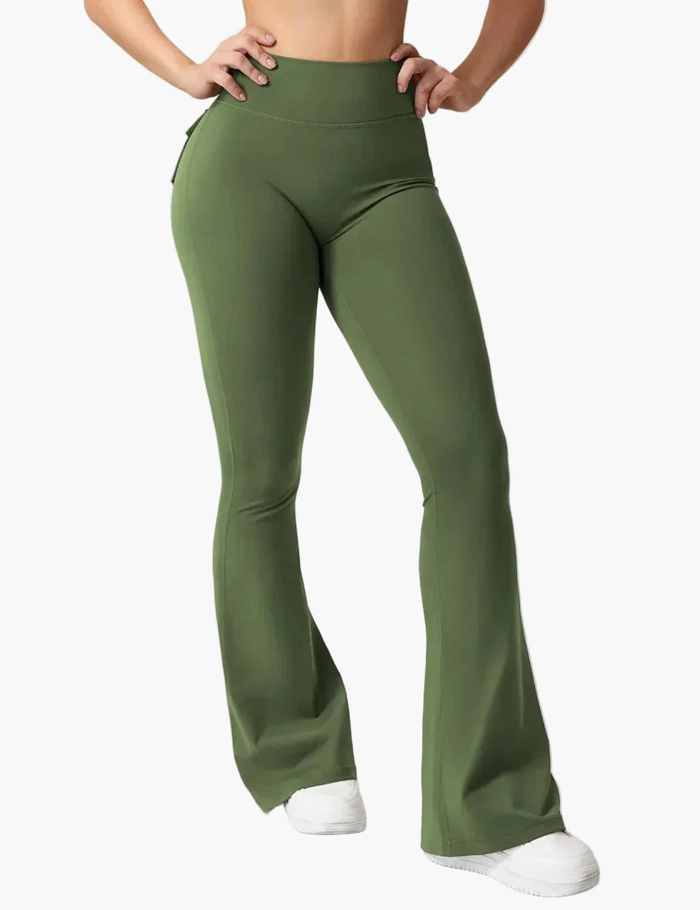 Damen Bootcut Fitness Leggings mit Cargo-Taschen – Trendige Sporthose mit Po-Formung für Training und Alltag