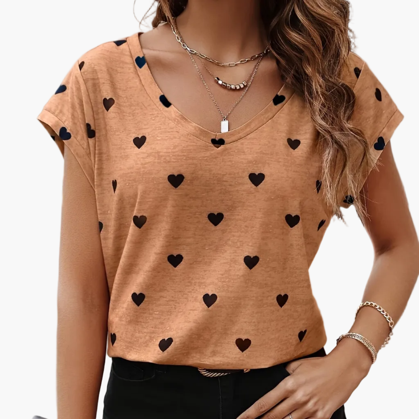 T-shirt élégant pour femme à motif cœur avec col en V – mode estivale décontractée