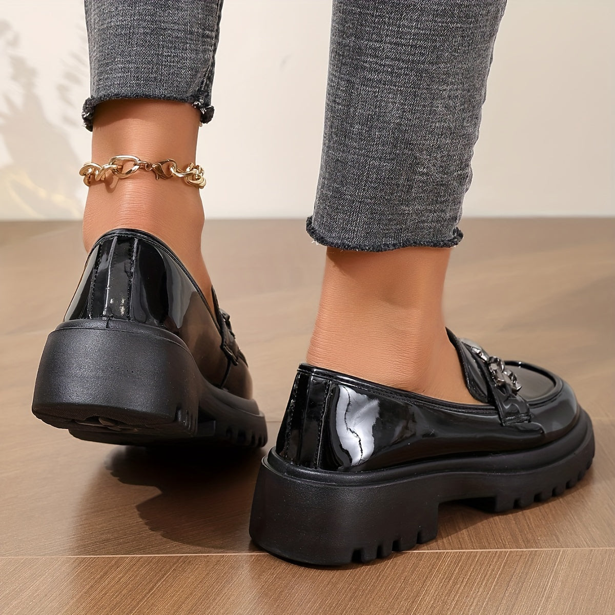 Mocassins femme avec décoration chaîne – Chaussures plates tendance style preppy pour le quotidien et le bureau