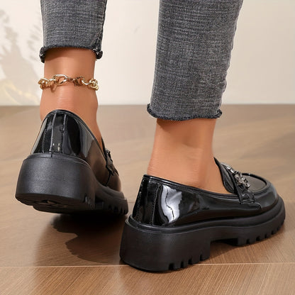 Mocassins femme avec décoration chaîne – Chaussures plates tendance style preppy pour le quotidien et le bureau