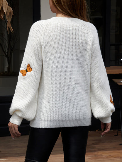 Maglione da donna con ricamo a farfalla, girocollo, maniche lunghe, lavorato a maglia, bianco o nero