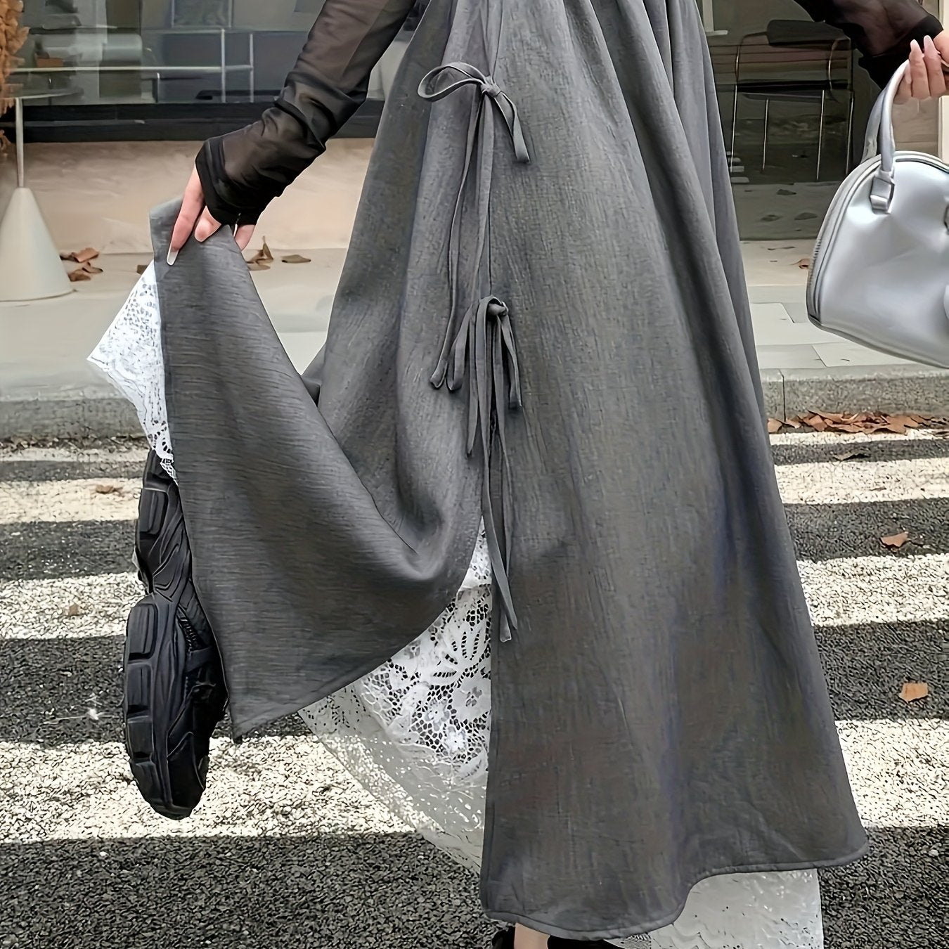 Damen Maxirock Grau mit Spitzenbesatz und Bindedetails