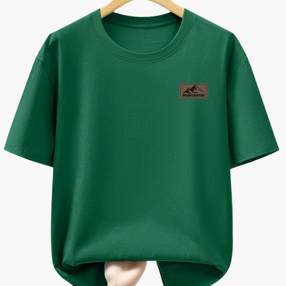 Herre T-skjorte med minimalistisk fjell-logo – fritid, urban stil, perfekt for hverdag og helg