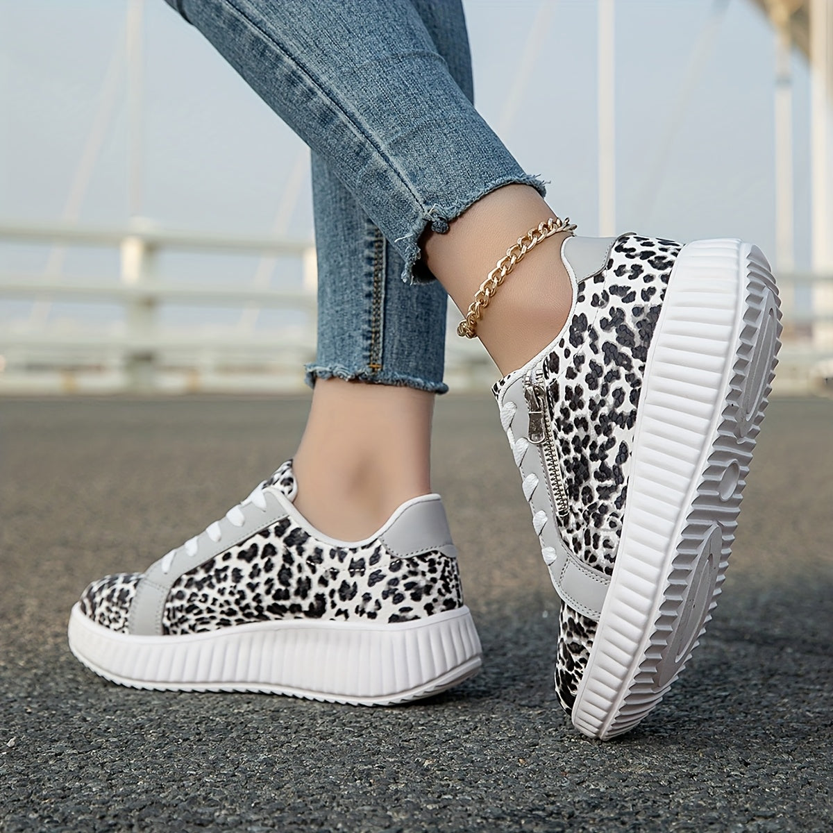 Zapatillas de mujer con estampado de leopardo y suela plataforma – Calzado casual de moda para el día a día y estilo urbano