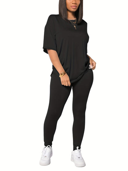 Dame fritidssæt – Løs T-shirt og leggings til hverdag og sport