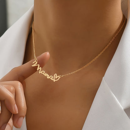 Damhalsband Mama-ord med hjärthänge – Elegant present till mammor, vardag och speciella tillfällen
