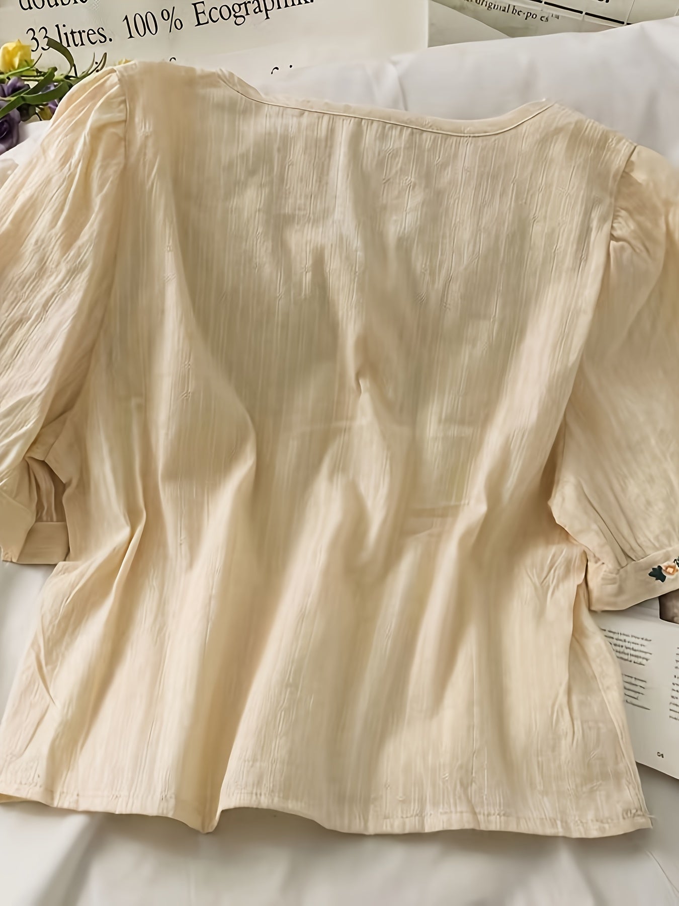 Damen Bluse mit Stickerei und quadratischem Ausschnitt – Eleganter Sommer-Look, Freizeit & Alltag