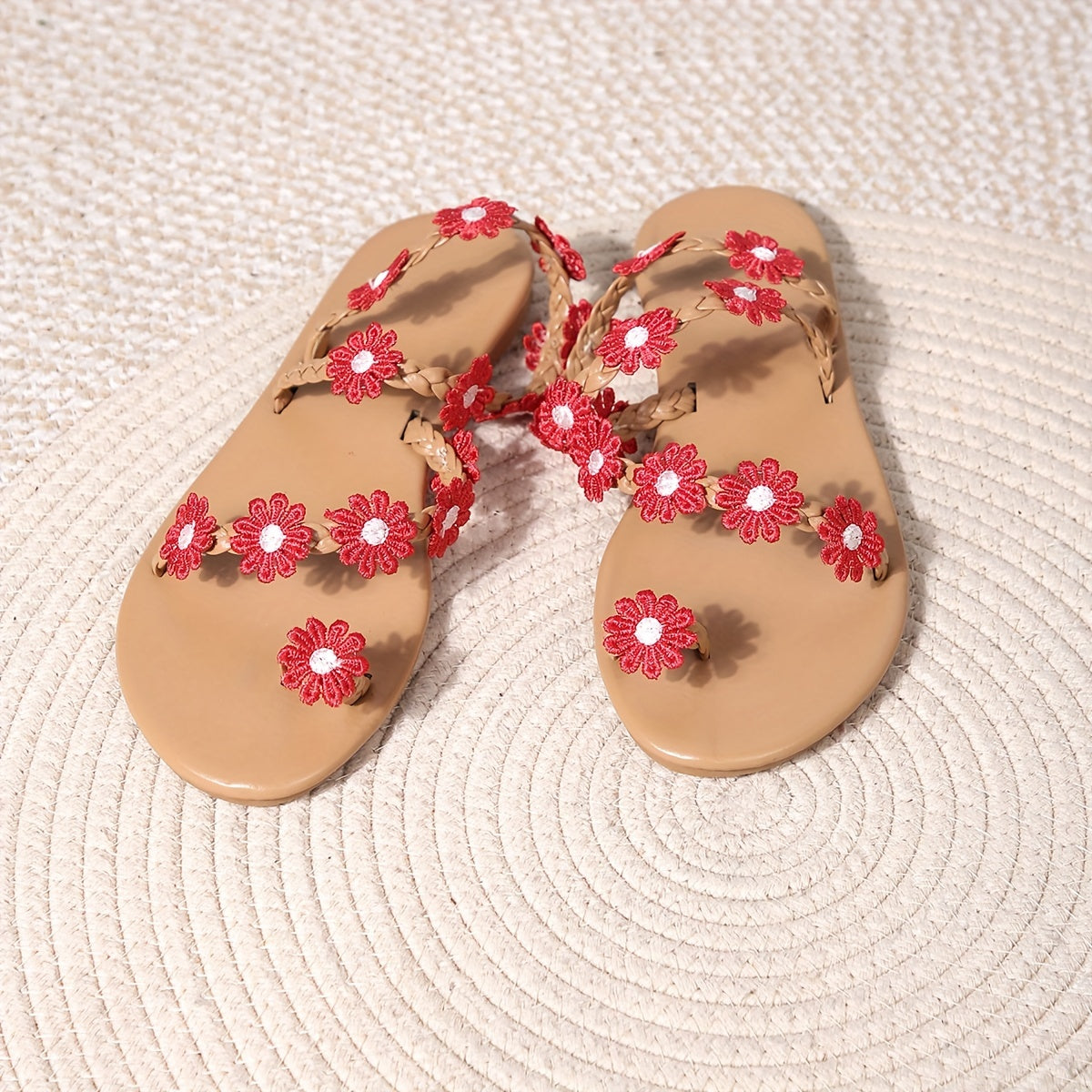 Sandales pour femmes avec motif floral – sandales d'été plates bohèmes, look floral ludique, à la mode pour les loisirs et les vacances