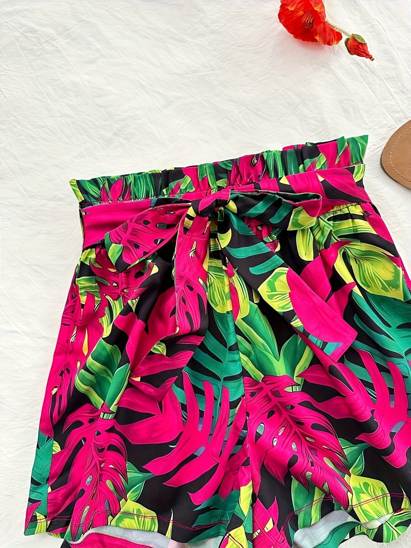 Set estivo donna due pezzi – Top canotta alla moda & pantaloncini paperbag tropicali – Perfetto per vacanze e tempo libero