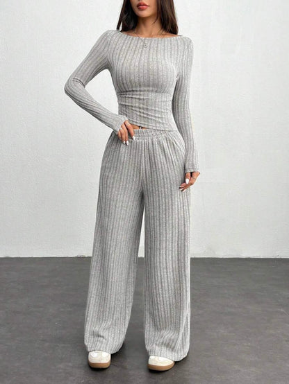 Completo loungewear a coste da donna, top corto a maniche lunghe e pantaloni ampi, grigio