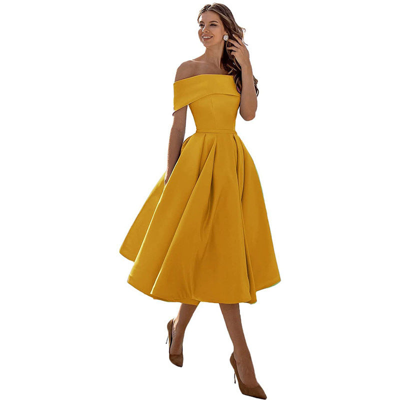 Michelle – Casual strapless satijnen feestjurk