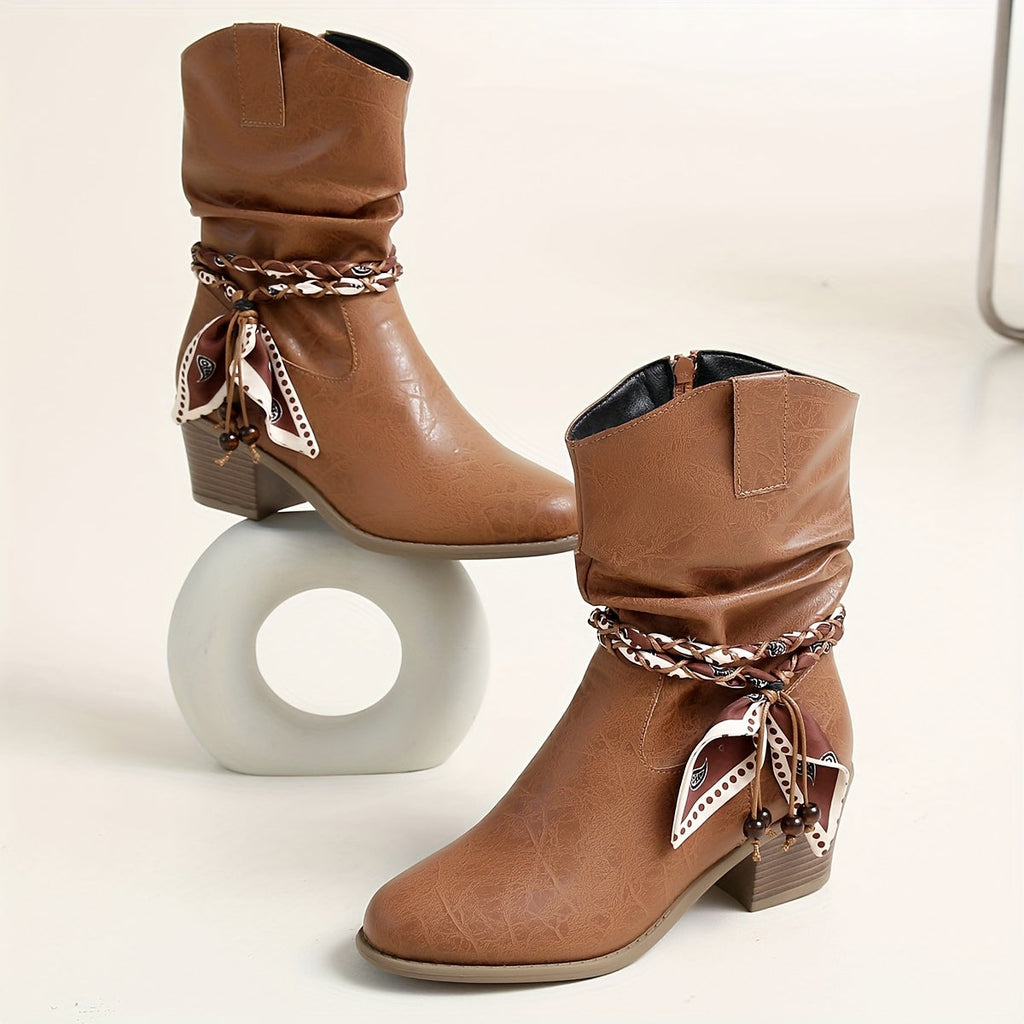 Idunn | Enkellaarsje voor dames in slouchy look met wikkeldetail in westernstijl