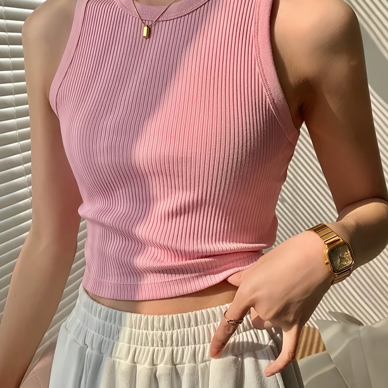 Top de tirantes acanalado de moda para mujer para el día a día y el tiempo libre – Look de elegancia deportiva