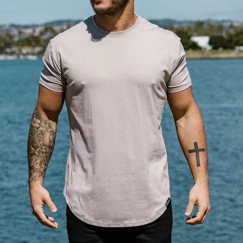 Walter – Slim fit sport T-shirt med rundad fåll