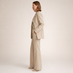Lena | Damespak met flared broek en knopen