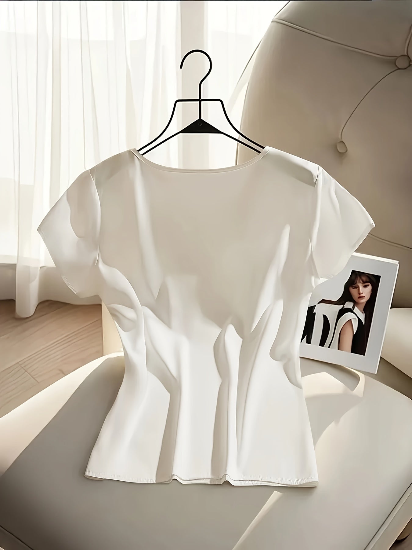 Blusa de mujer con lazo y manga corta – Estilo elegante y femenino para oficina y tiempo libre