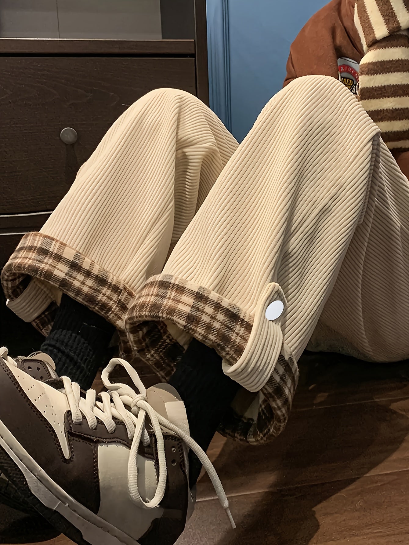 Kordhose Unisex Weites Bein Karo Krempelbund
