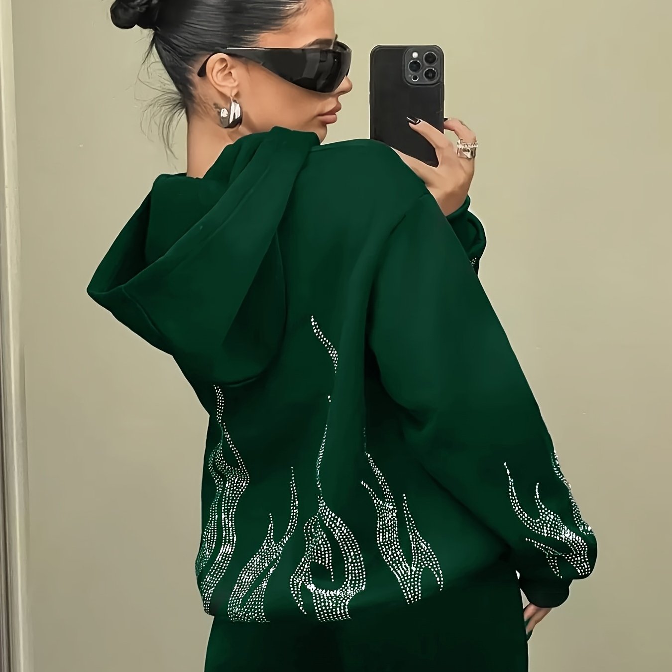 Hoodie met capuchon en strass-vlammenpatroon, zwart