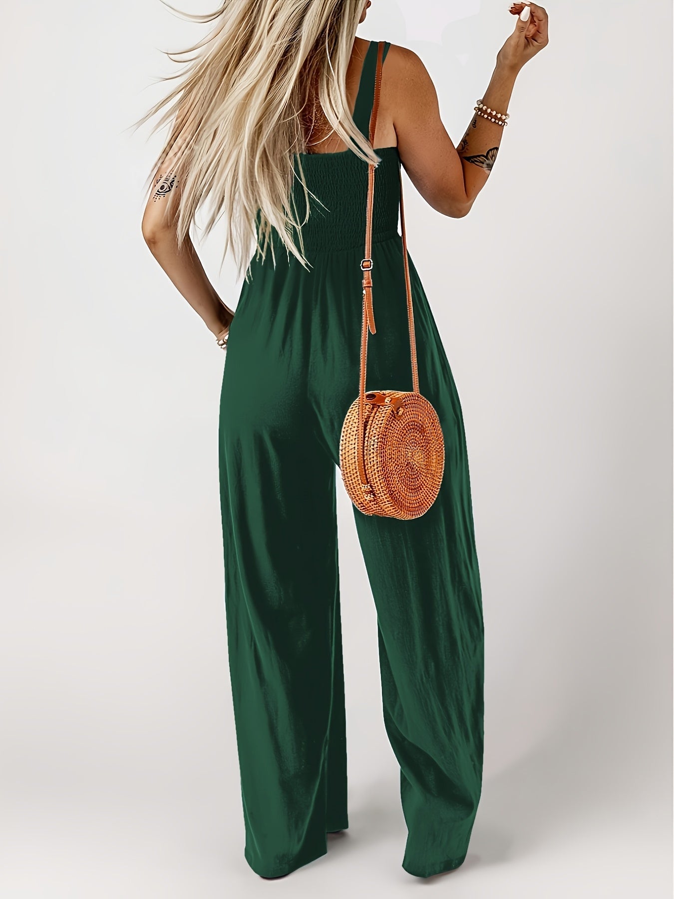 Mono elegante de mujer con parte superior fruncida y pierna ancha – Perfecto para primavera y verano