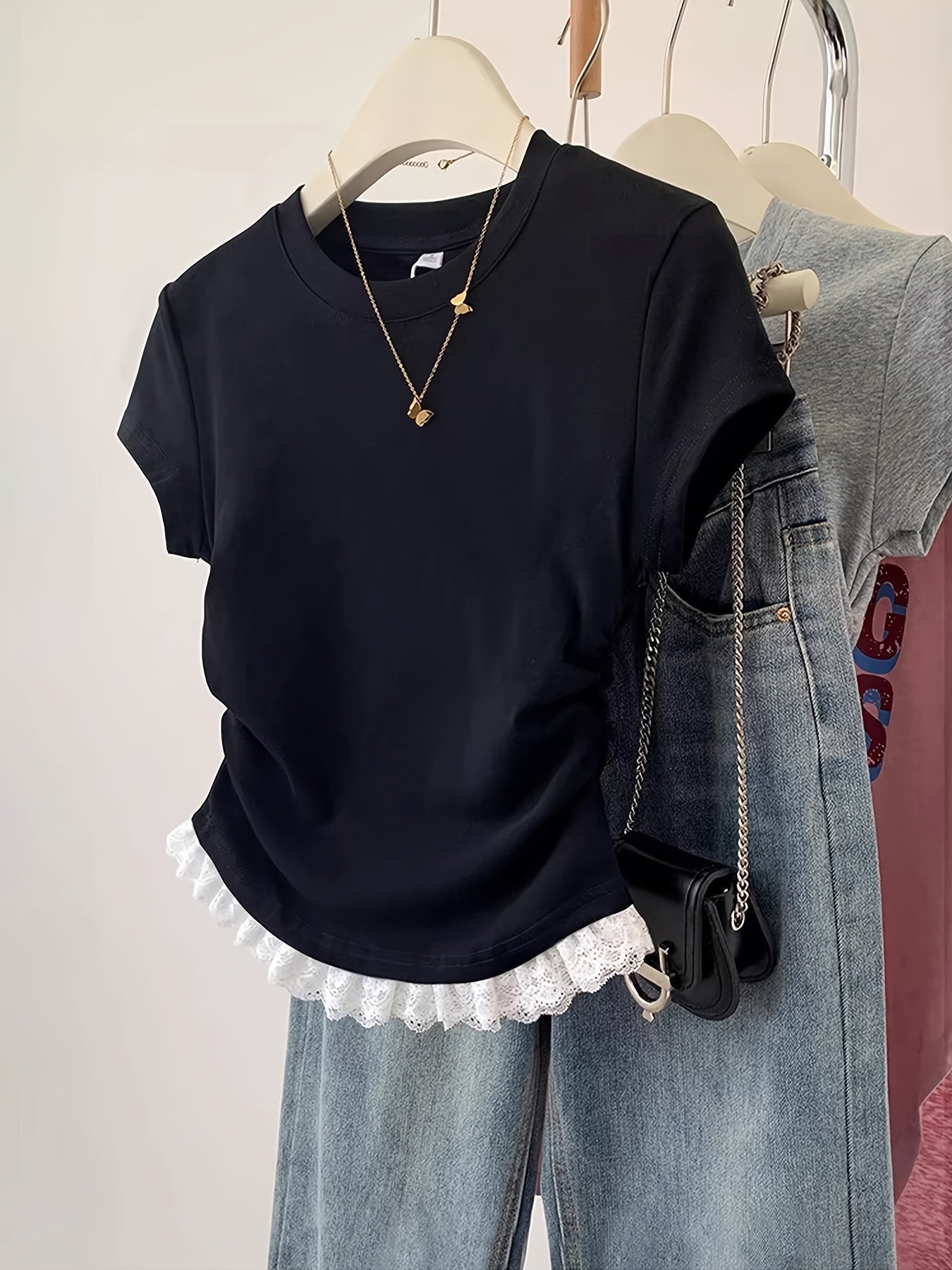 Camiseta de manga corta para mujer con fruncido y encaje – Básico de moda para el día a día y el tiempo libre