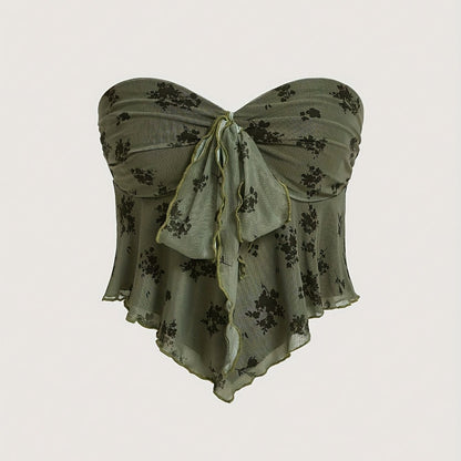 Top bandeau da donna con fiocco e orlo a fazzoletto – Look estivo elegante per tempo libero e uscire