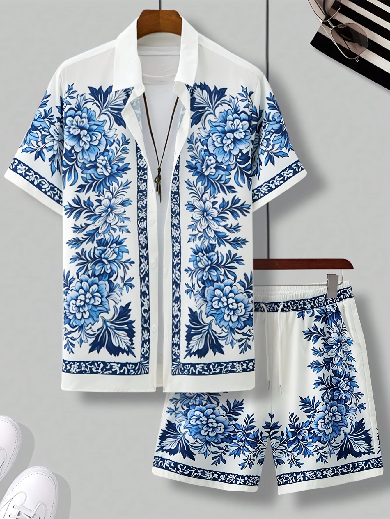 Ensemble d'été décontracté homme avec chemise à manches courtes et short, motif floral, vacances & plage