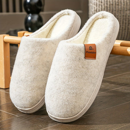Gezellige pantoffels, zachte en pluizige warme slippers met comfort