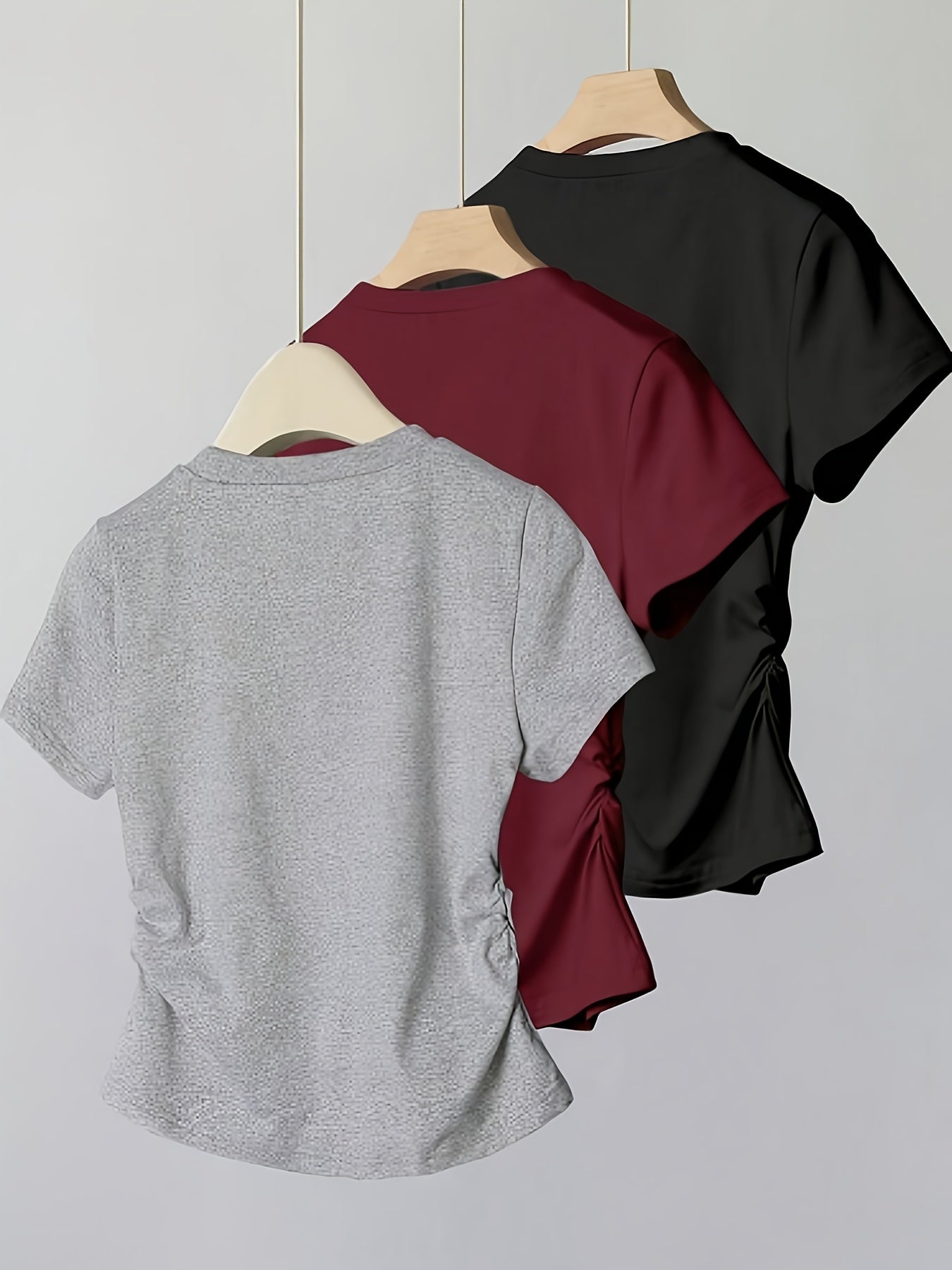 Dame basic T-skjorte med broderi og rynkinger – hverdag og fritid, kortermet, moderne