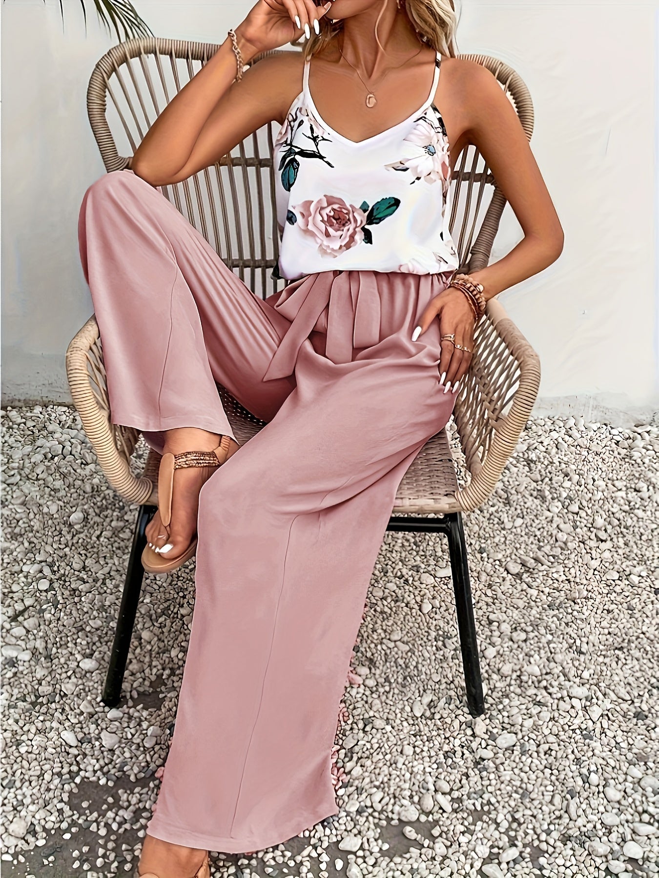 Mono elegante de mujer con estampado floral y pierna ancha – Perfecto para primavera y verano
