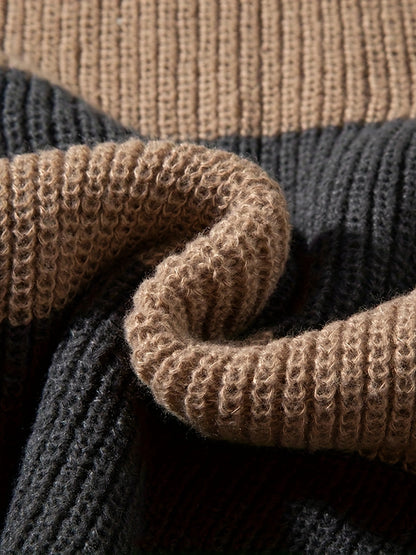 Męski sweter dziany w swobodny wzór pasków na jesień i zimę