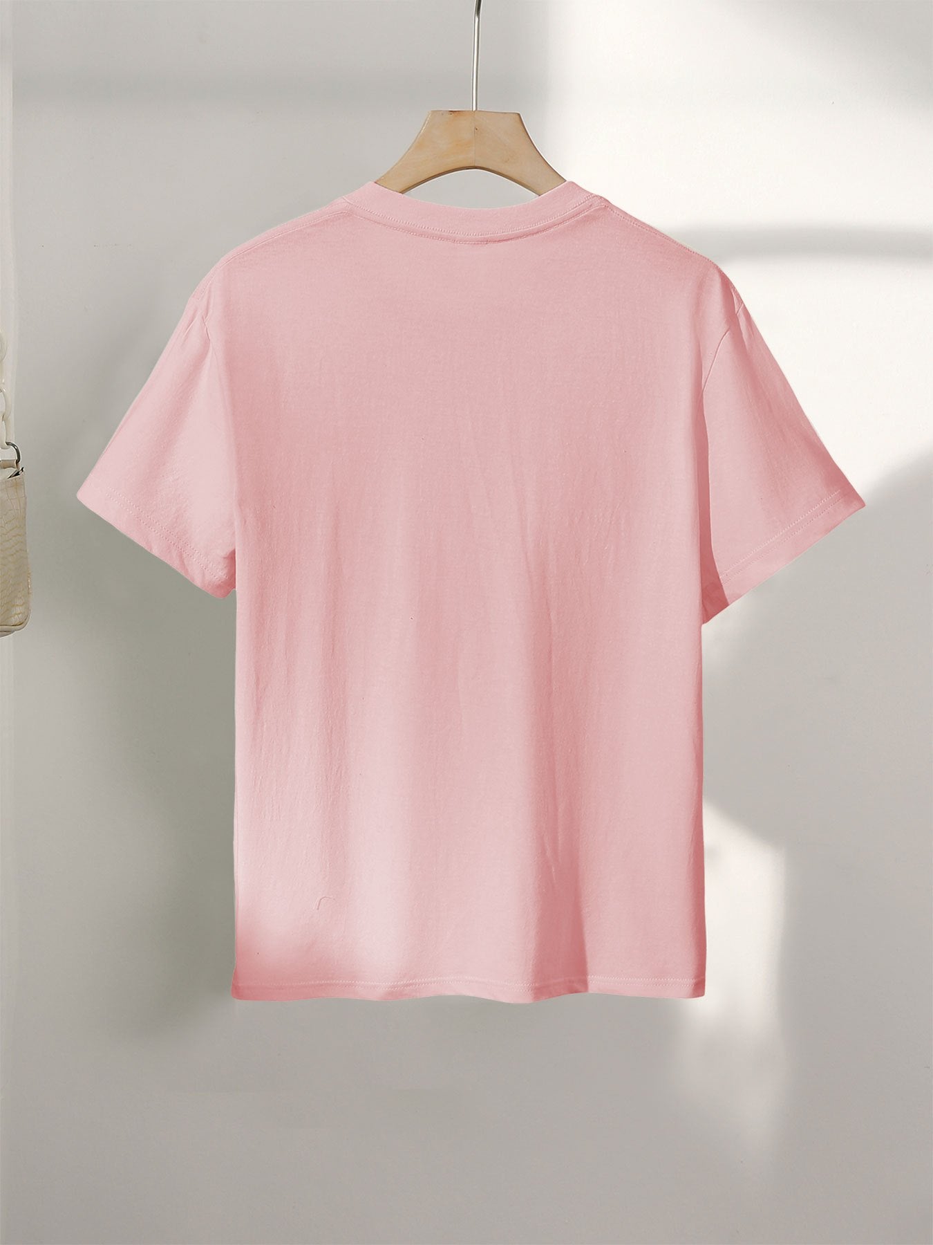 Dame T-shirt med vintage skibsprint – maritim fritidsstil til eventyrlystne