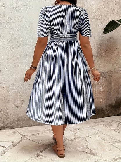 Robe midi élégante rayée pour femme avec décolleté en V et taille froncée – Parfaite pour le quotidien et les occasions spéciales
