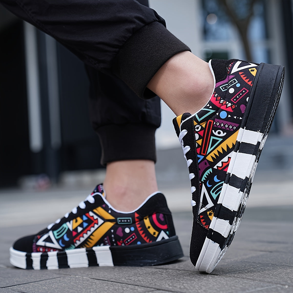 Męskie sneakersy z geometrycznym wzorem do streetwearu i na co dzień