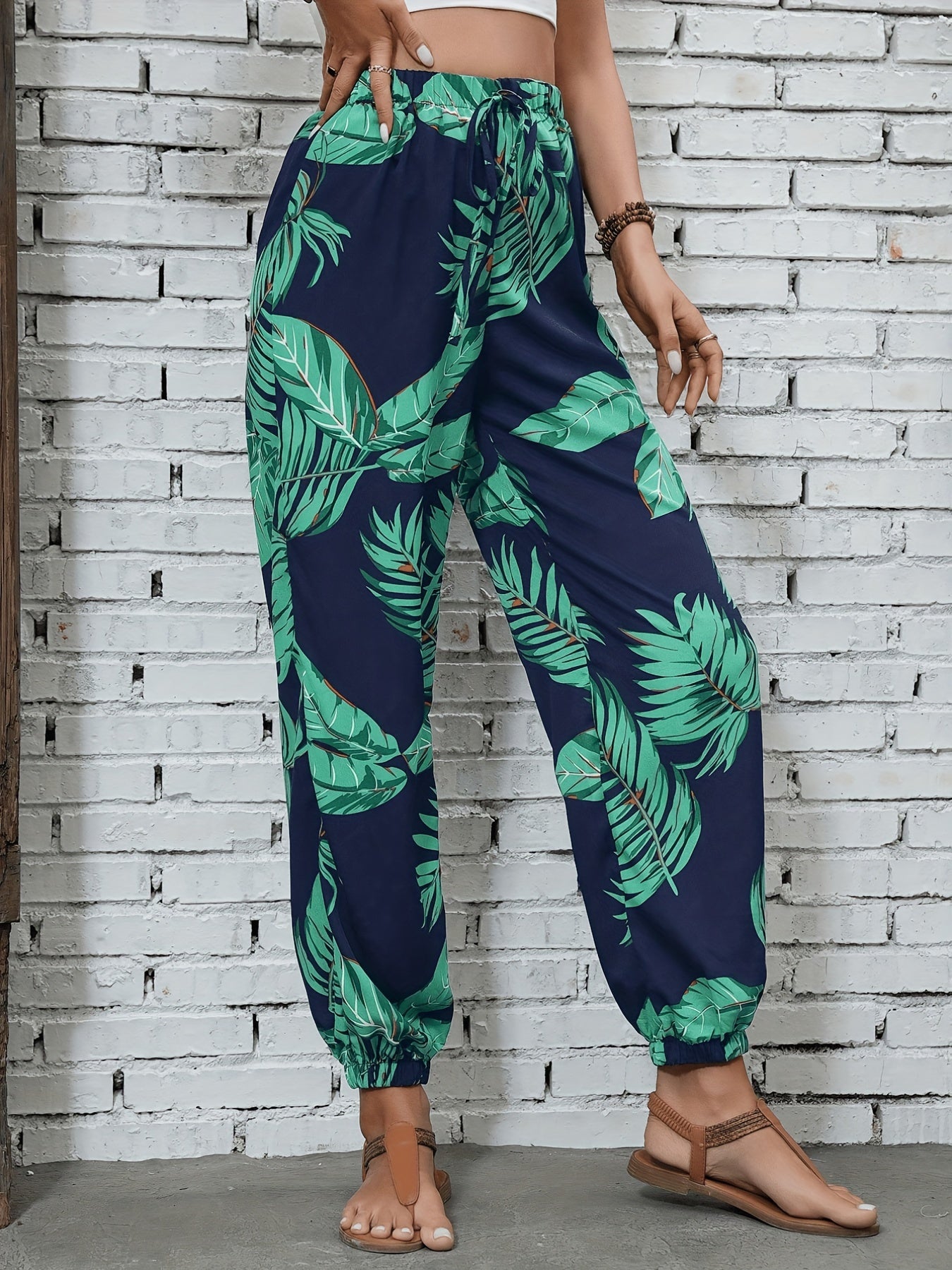 Damen Sommer-Jogginghose im tropischen Print, lockere Freizeithose für Urlaub & Alltag