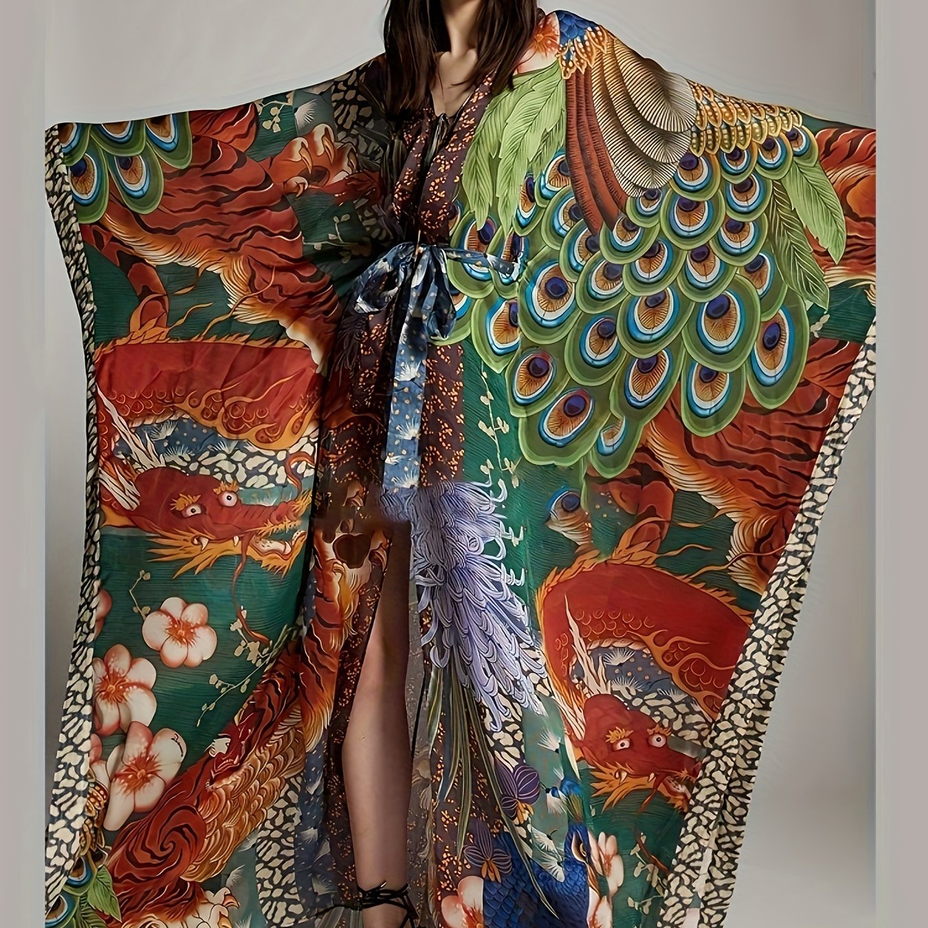 Damen Luxus Kaftan Kimono mit Maxilänge und opulentem orientalischen Muster – Perfekt für Resort und Abendmode