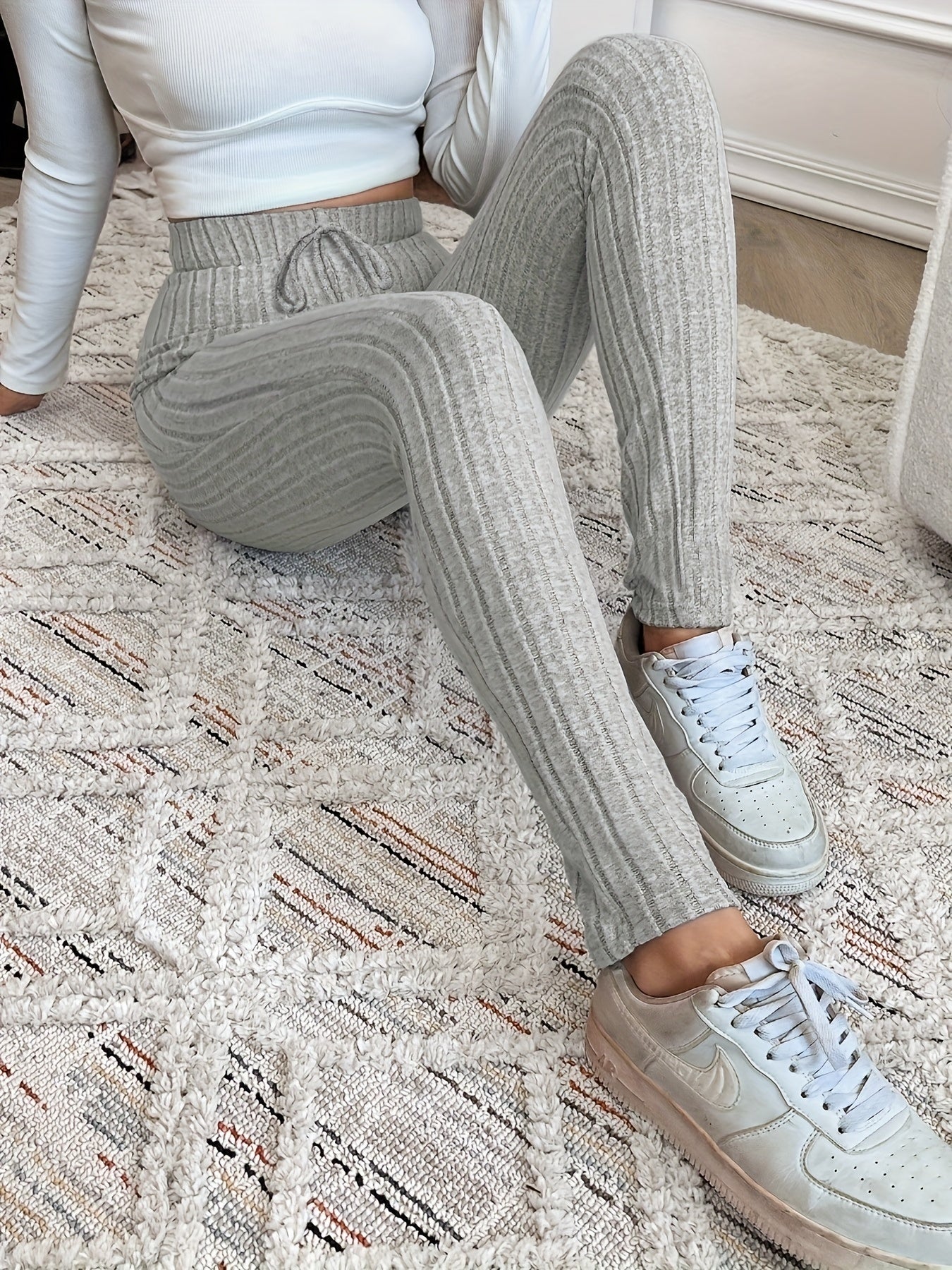 Damen Gerippte Strickhose mit Kordelzug Hoher Bund Braun