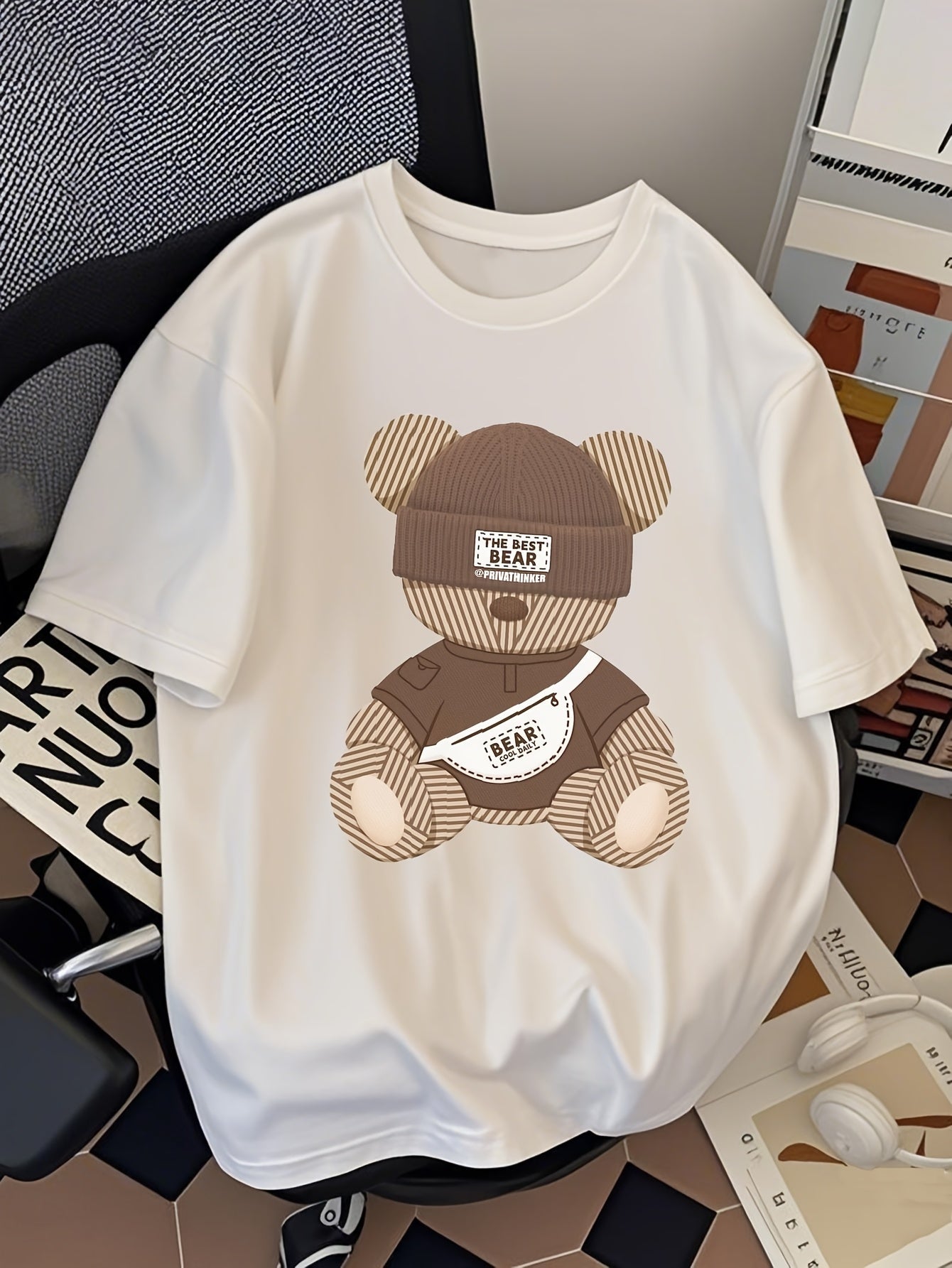 Camiseta urbana para hombre con estampado de oso y diseño urbano – Camiseta moderna para tiempo libre