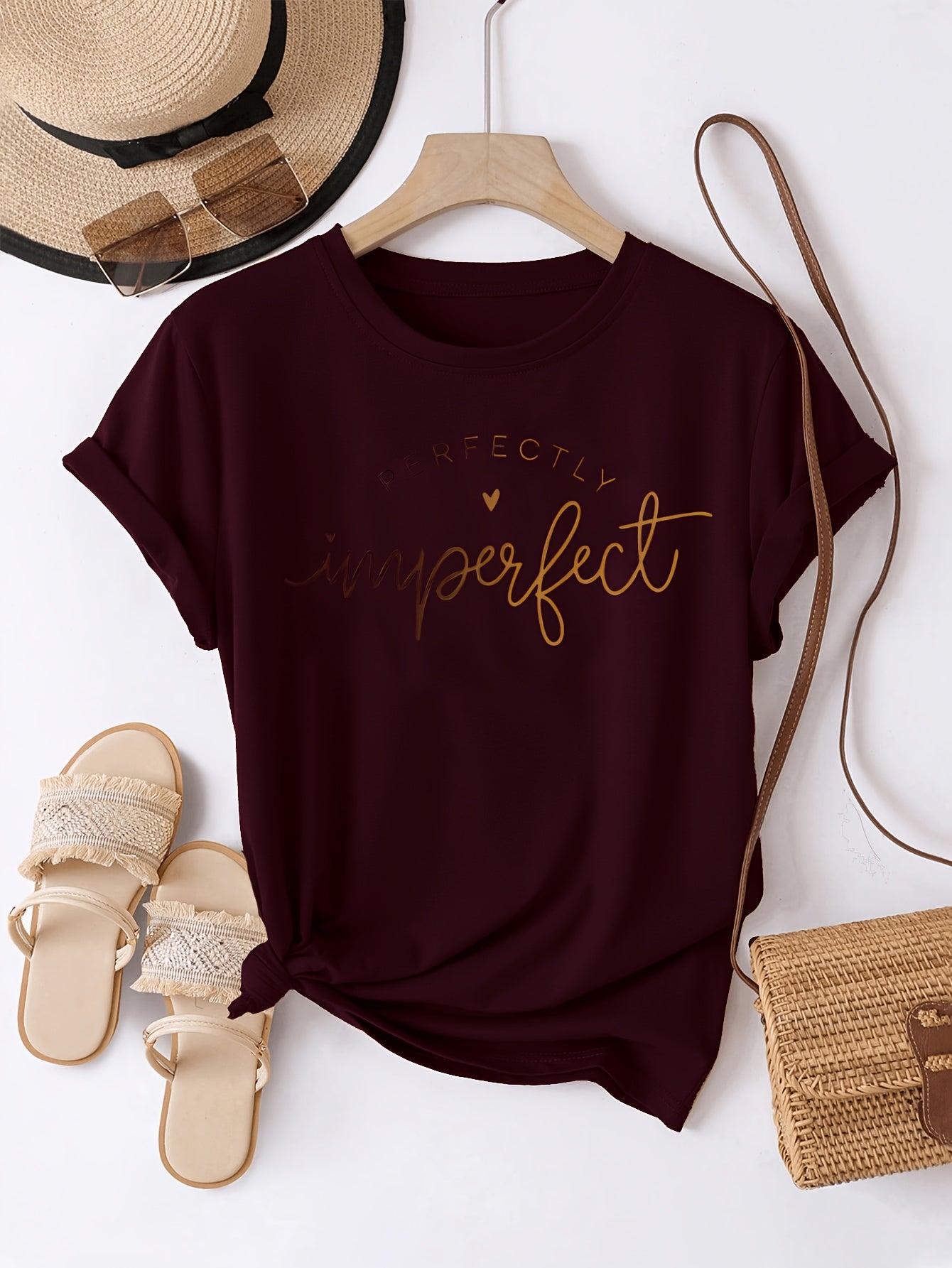 Dame T-skjorte med statement-trykk "Perfectly Imperfect" – Avslappet stil for hverdag og fritid