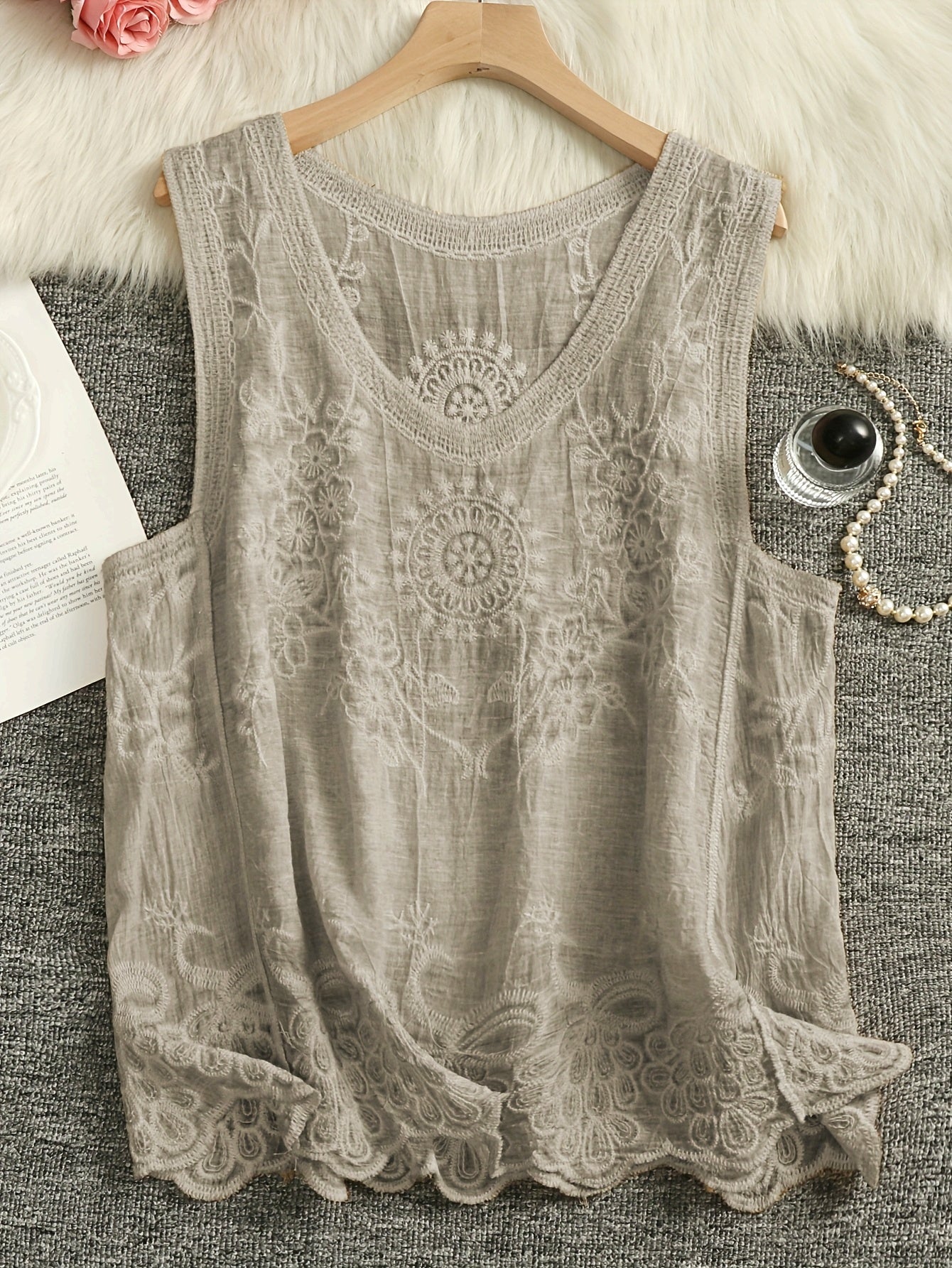 Damski boho haftowany top bez rękawów na lato i czas wolny
