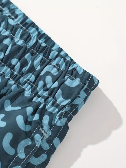 Herren Badeshorts mit modernem Muster, sportlicher Stil, ideal für Strand und Freizeit