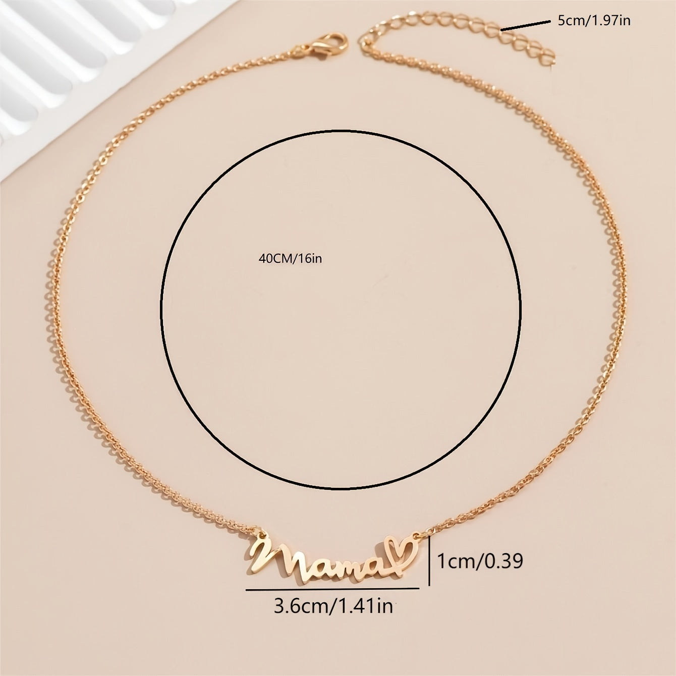 Damhalsband Mama-ord med hjärthänge – Elegant present till mammor, vardag och speciella tillfällen