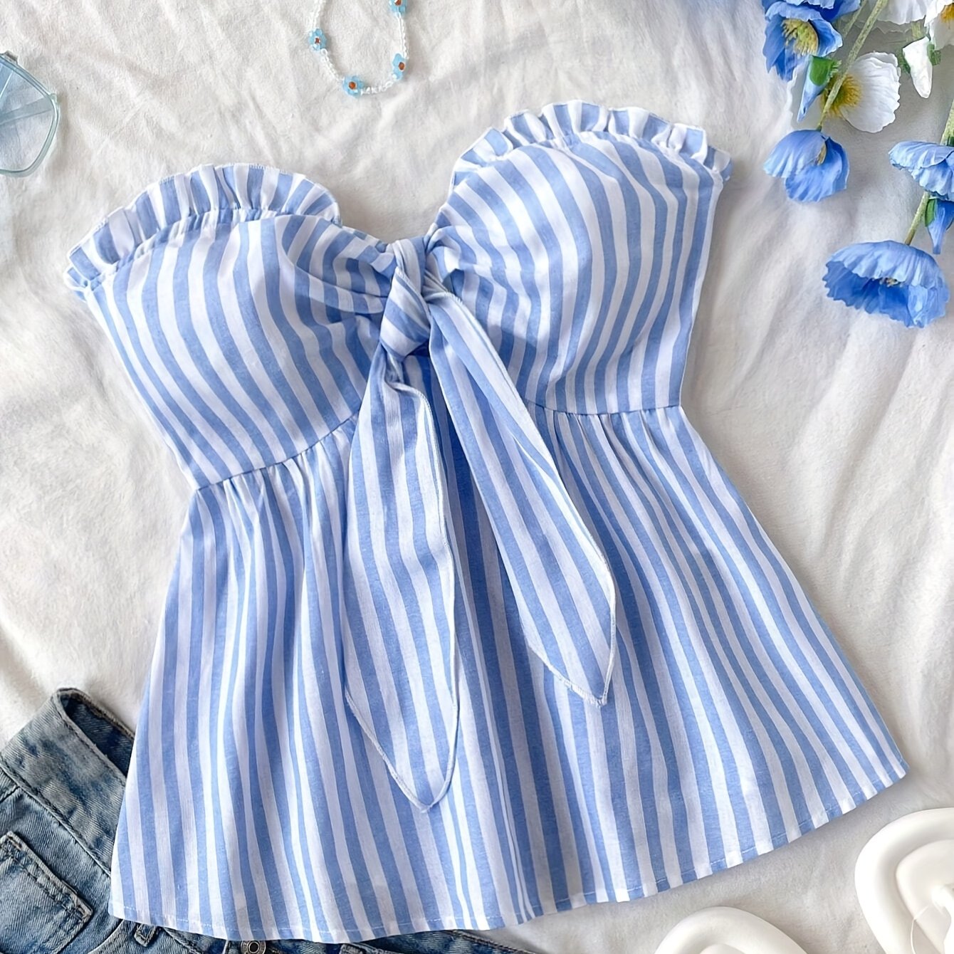 Damen Bandeau Top mit Schleifen-Detail und Streifen – Modisches Sommer Oberteil für Freizeit und Urlaub
