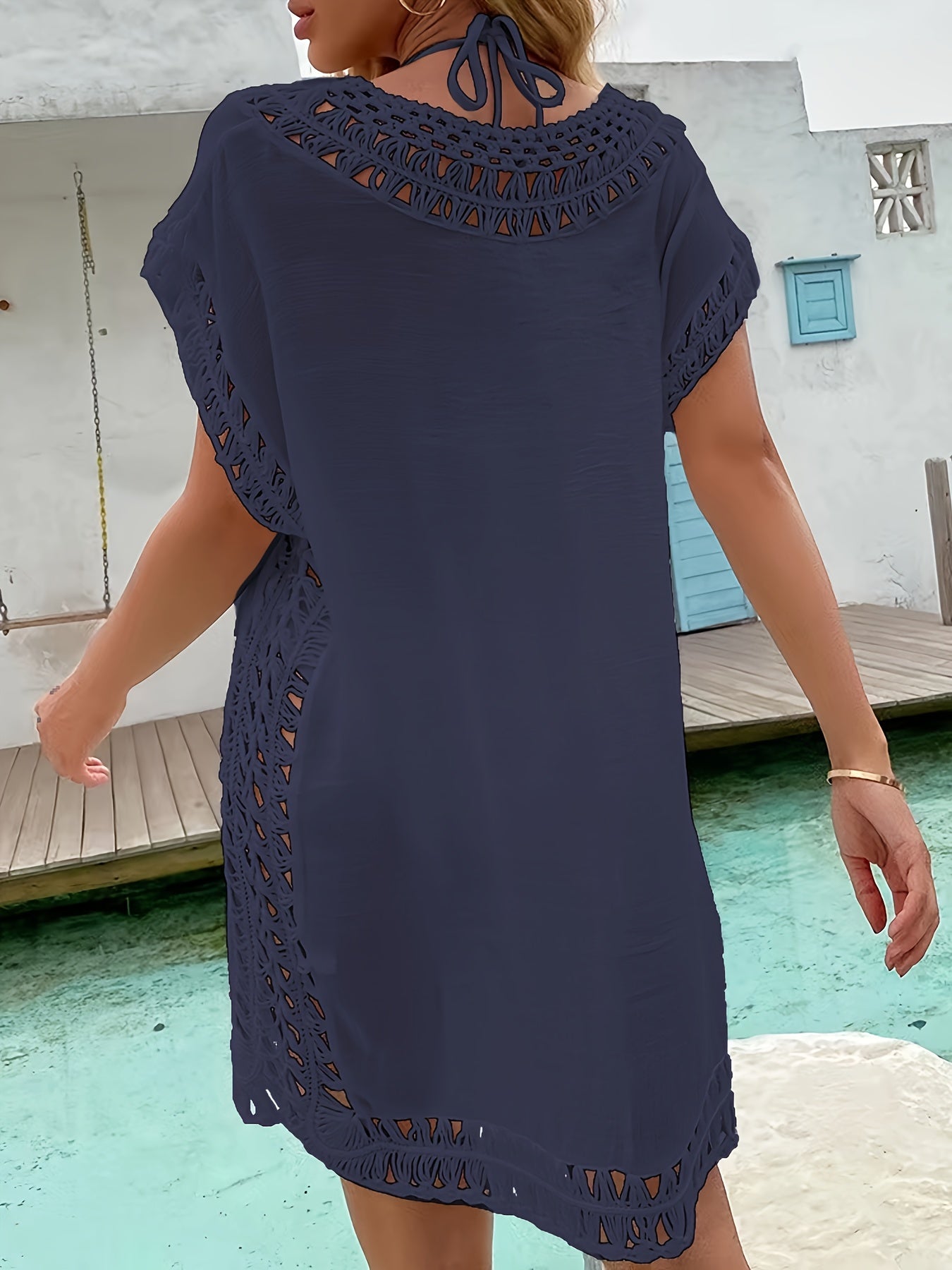 Tunica da spiaggia da donna copricostume design all'uncinetto outfit per le vacanze