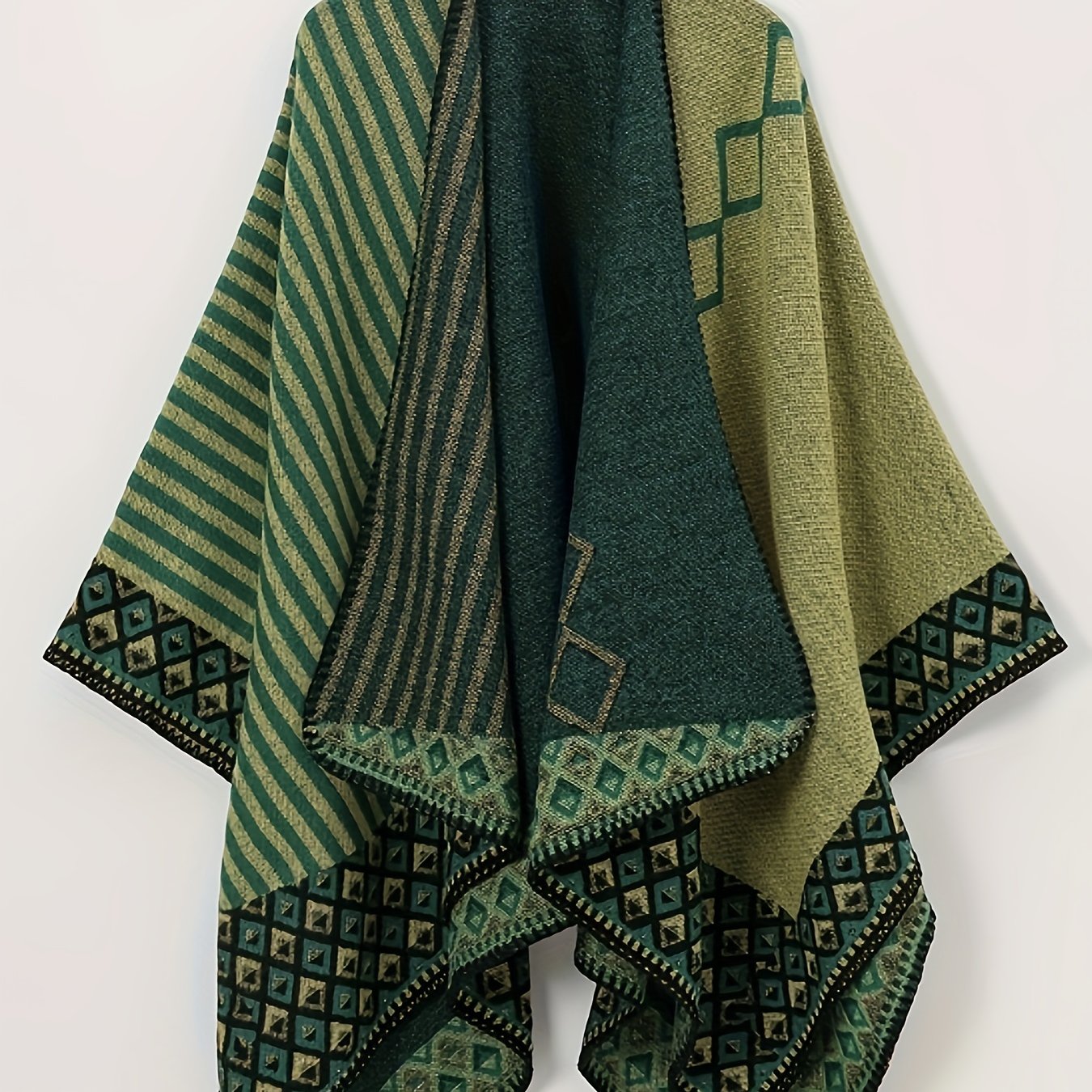 Poncho da donna multicolore verde con righe e motivo geometrico