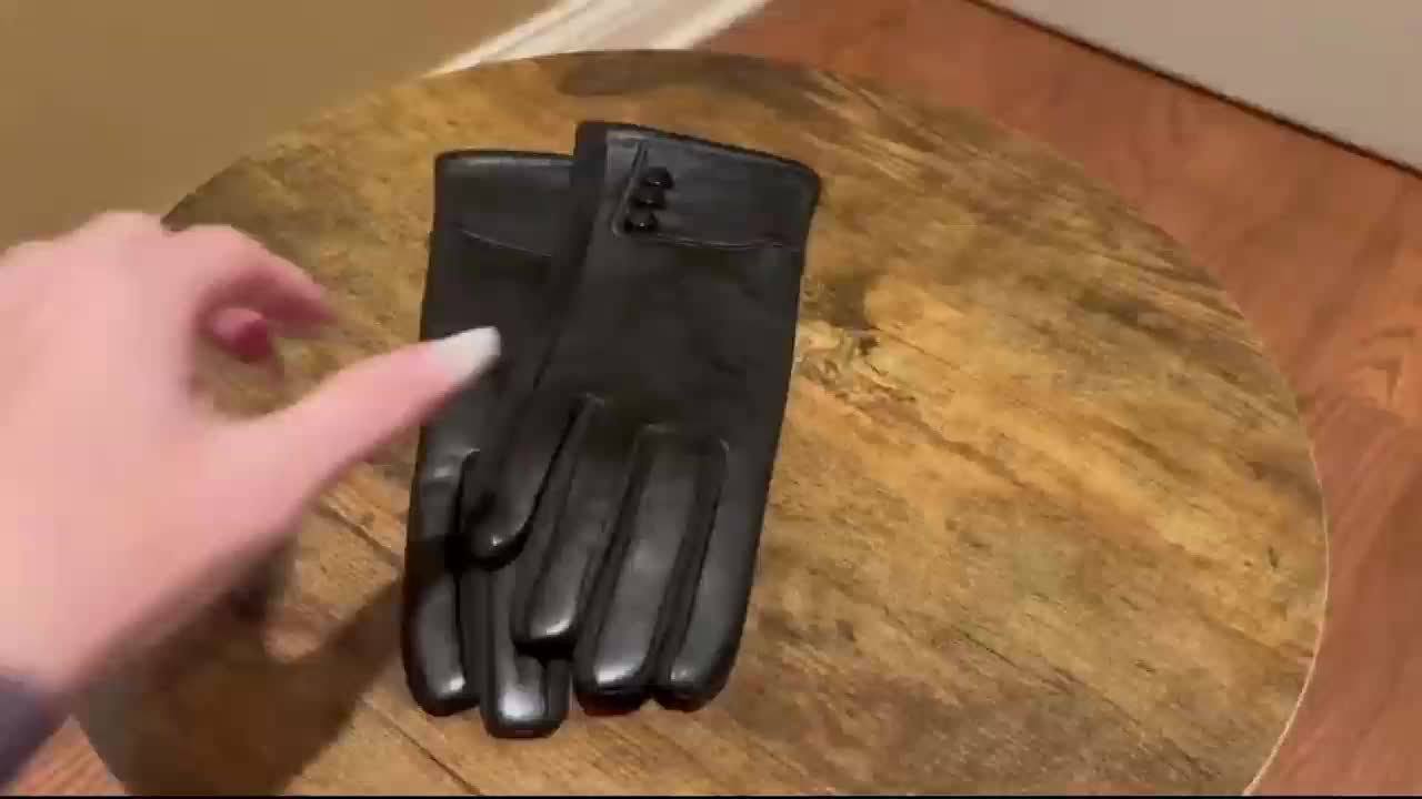 Damen Handschuhe schwarz mit Zierknöpfen